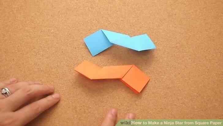 Image intitulée Faire une Étoile Ninja de Papier Carré Étape 7 preview